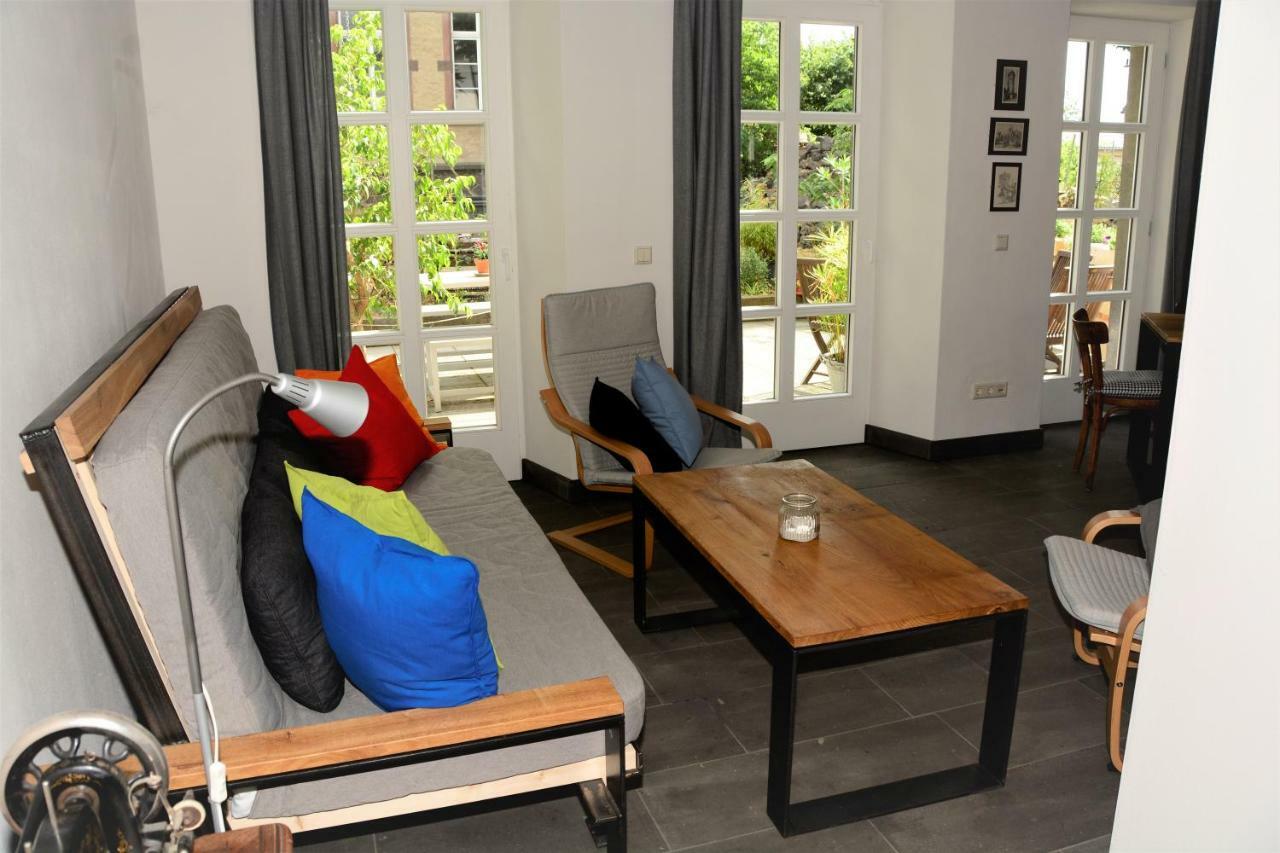 Stiftsherrenhaus Münstermaifeld Eksteriør bilde